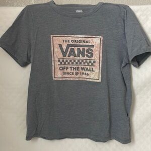 Junior, gray vans T-shirt size large